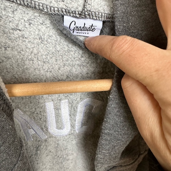 Graduate Robe - Picture 4 of 4